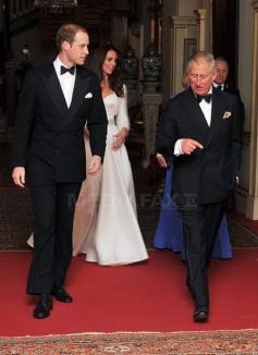 William şi Kate au petrecut până dimineaţa la nunta regală, fără Regina Elisabeta (FOTO)